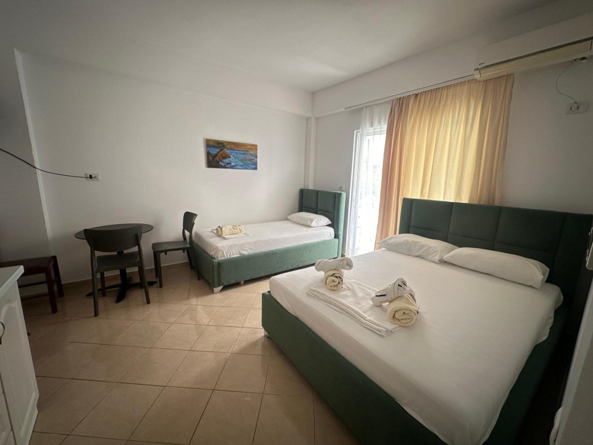 Skenderi Apartments Ksamil Extérieur photo